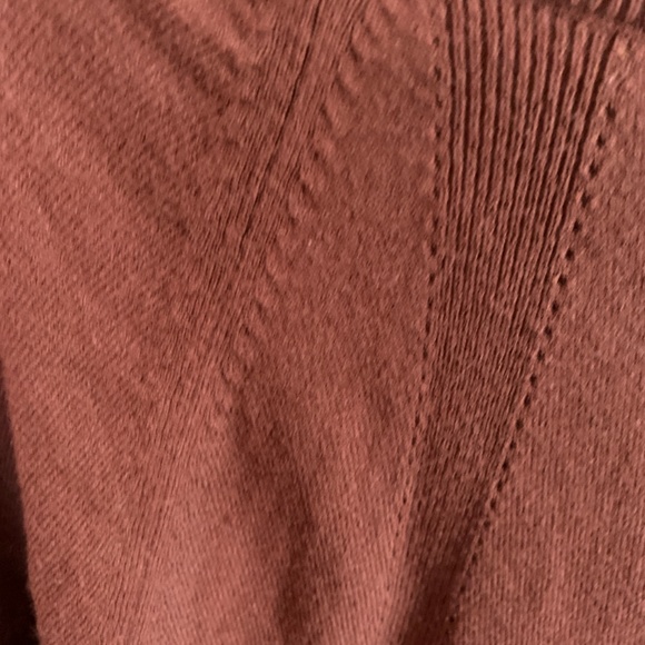 Talbots viscose blend 3/4 sleeve stretch‎ sweater. Worn a couple of times - Picture 6 of 6